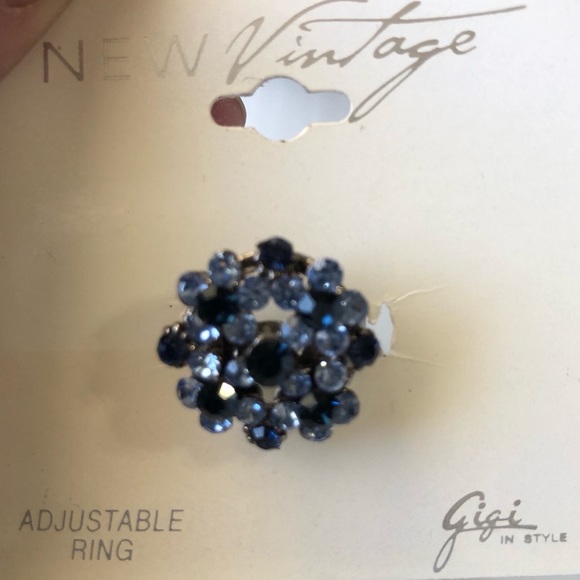 ✨New with Tags Adjustable Blue Crystal Ring - Picture 5 of 5